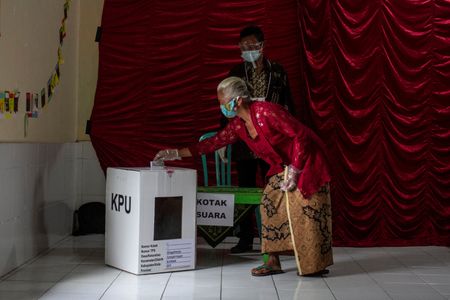 tagreuters.com2023binary_LYNXMPEJ5E04Y-VIEWIMAGE