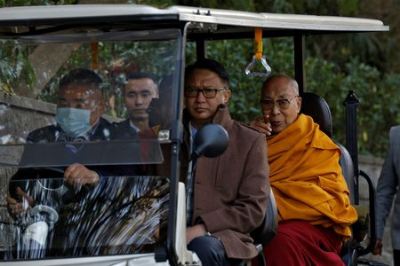 tagreuters.com2024binary_LYNXMPEKBM030-VIEWIMAGE