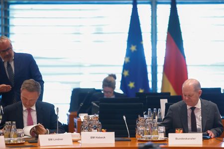 tagreuters.com2023binary_LYNXMPEJ5I0DU-VIEWIMAGE