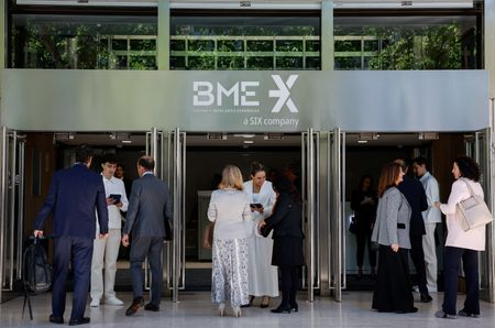 tagreuters.com2024binary_LYNXMPEKBM063-VIEWIMAGE