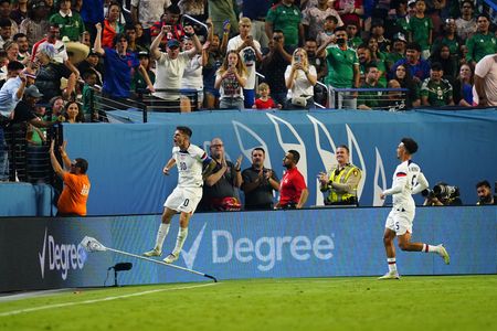 tagreuters.com2023binary_LYNXMPEJ5F03P-VIEWIMAGE