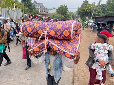 tagreuters.com2025binary_LYNXNPEL0Q0CA-VIEWIMAGE