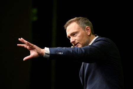 tagreuters.com2023binary_LYNXMPEJ0N0AY-VIEWIMAGE