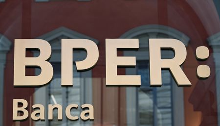 tagreuters.com2025binary_LYNXMPEL16092-VIEWIMAGE