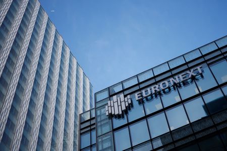 tagreuters.com2025binary_LYNXNPEL0R04K-VIEWIMAGE