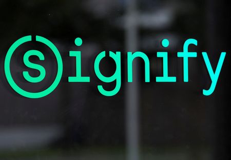 tagreuters.com2025binary_LYNXNPEL4R061-VIEWIMAGE