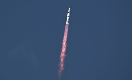 tagreuters.com2025binary_LYNXMPEL7Q00K-VIEWIMAGE