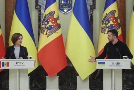 tagreuters.com2025binary_LYNXNPEL0Q0GE-VIEWIMAGE