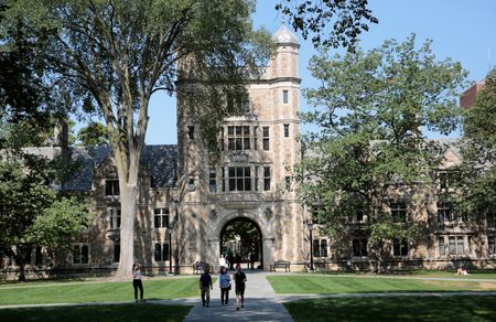 tagreuters.com2023binary_LYNXMPEJ5E0XU-VIEWIMAGE